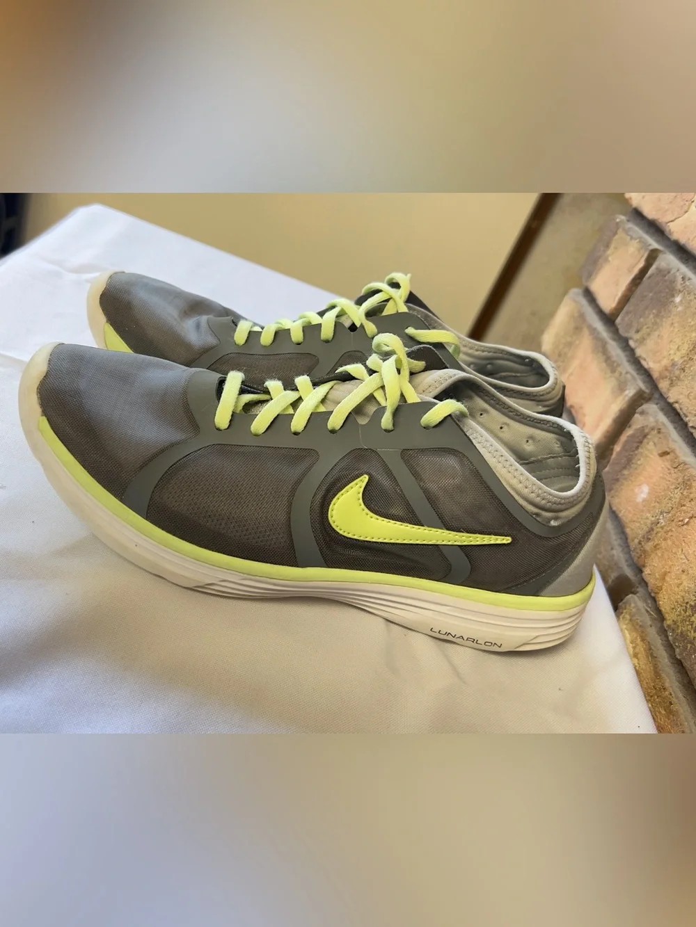 Nike Men’s Gray and Neon Yellow Athletic Sneakers